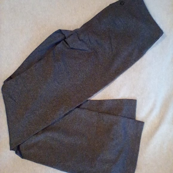 Prana Yoga Pants - Picture 3 of 3